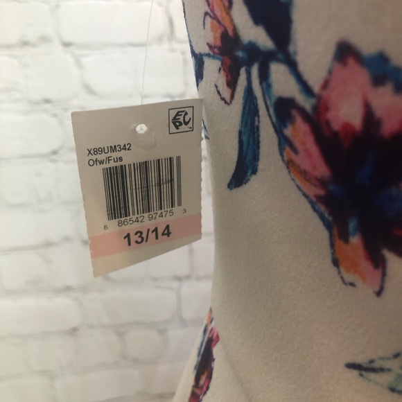 Floral Patterned Strapless Dress - Picture 7 of 7